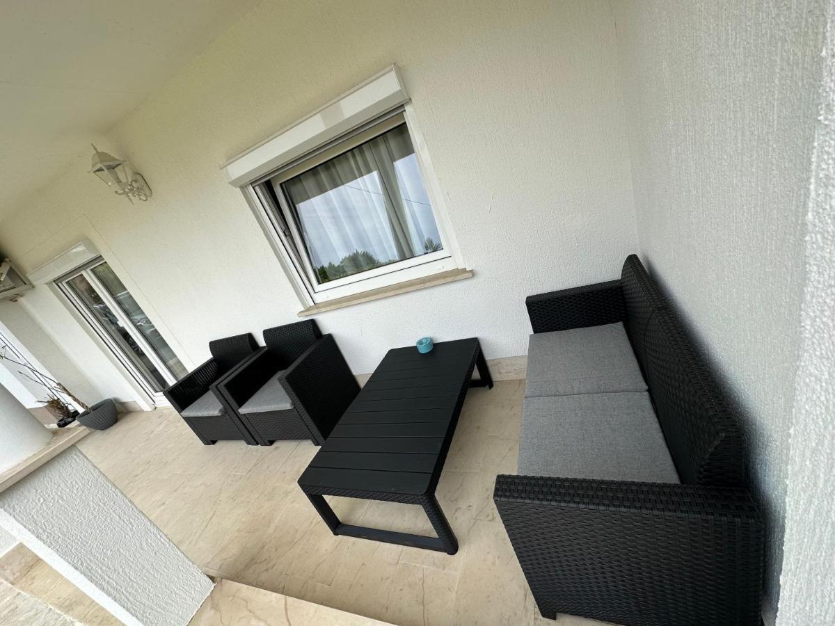 Apartmaji Melipu 1 Изола Экстерьер фото